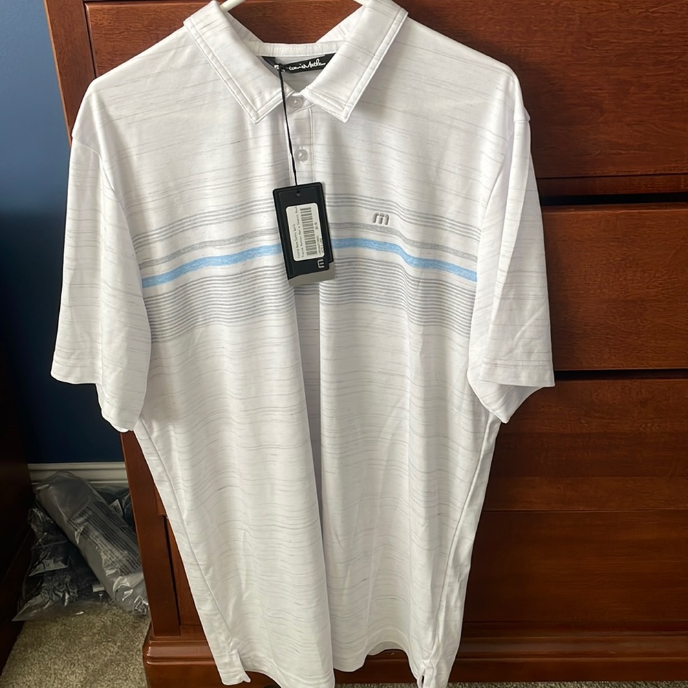 Never worn Travis Matthew polo